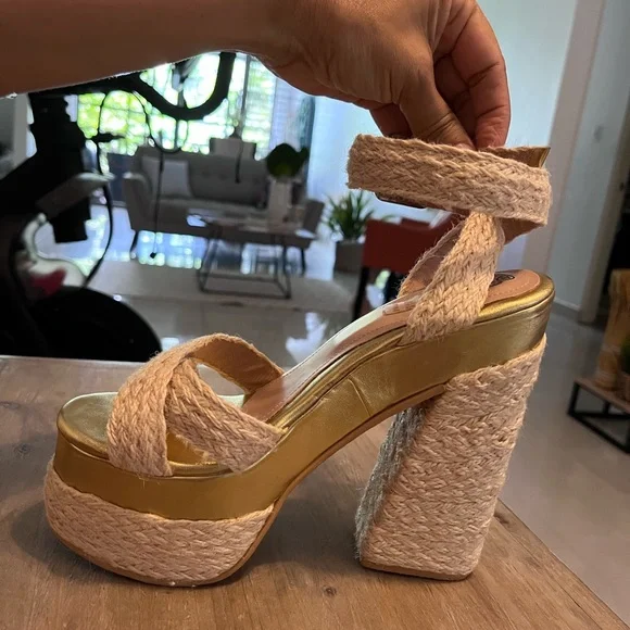 Rafia High Platform Sandals, Ankle, Sz 6.5 - Picture 7 of 8